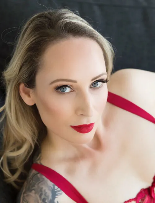 Beth Monroe - Melbourne